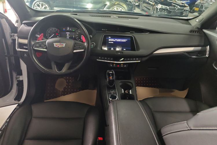 Used Cadillac XT4 2022 28T Two-Wheel-Drive Luxury Version
