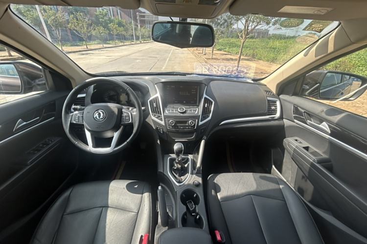 Used Dongfeng Aeolus AX7 2015 2.0L Manual Zhiyi Trim
