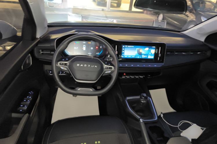 Used Baojun RM-5 2019 1.5T Manual Elite Version with 24-Hour Online Service 5 Seats
