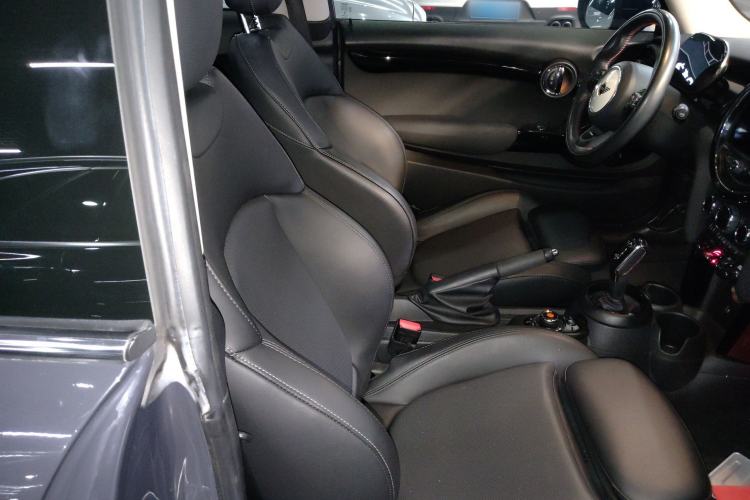 Used  MINI 2021 2.0T COOPER S Classic Edition
