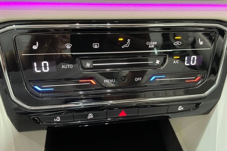 Used Volkswagen Viloran 2020 330TSI Luxury Edition
