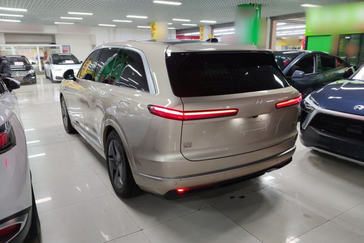 Used ONVO Luxeed L90 2025 Model—Max Six-Seater Version