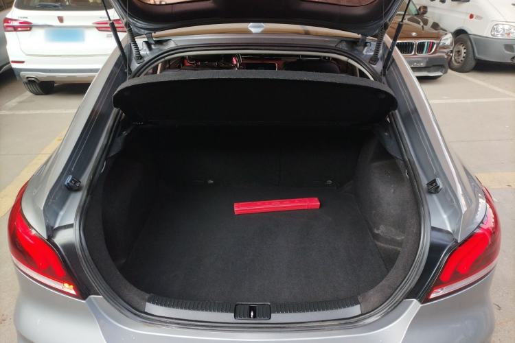 Used MG 6 2017 20T Automatic Trophy Prestige Internet Edition China V Standard
