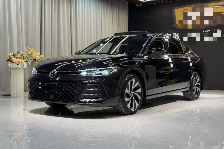 Used Volkswagen Passat 2025 Pro 380TSI Starry Dragon Edition
