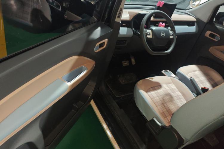 Used Chery QQ Ice Cream 2024 Edition Youth Version 205km Sundae
