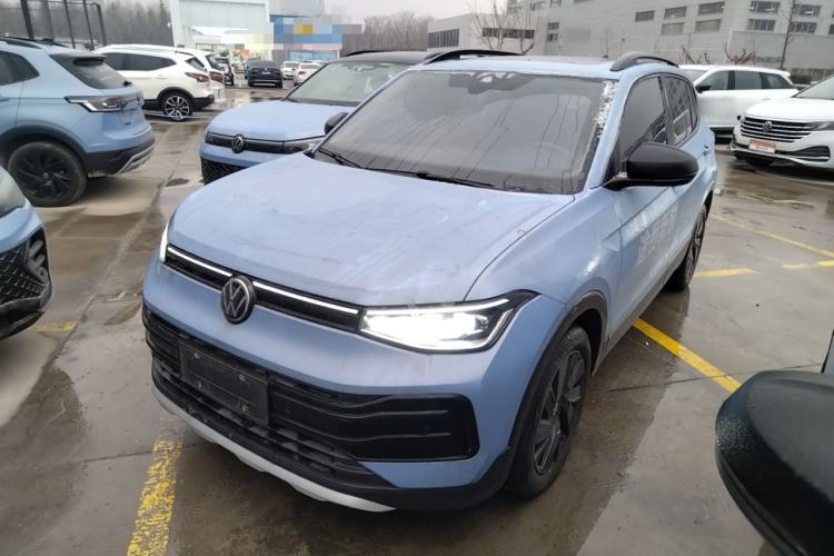 Used Volkswagen Tharu 2025 NewRui 300TSI Prestige Edition