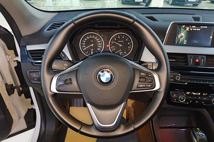 Used BMW X1 2016 sDrive18Li Premium Edition
