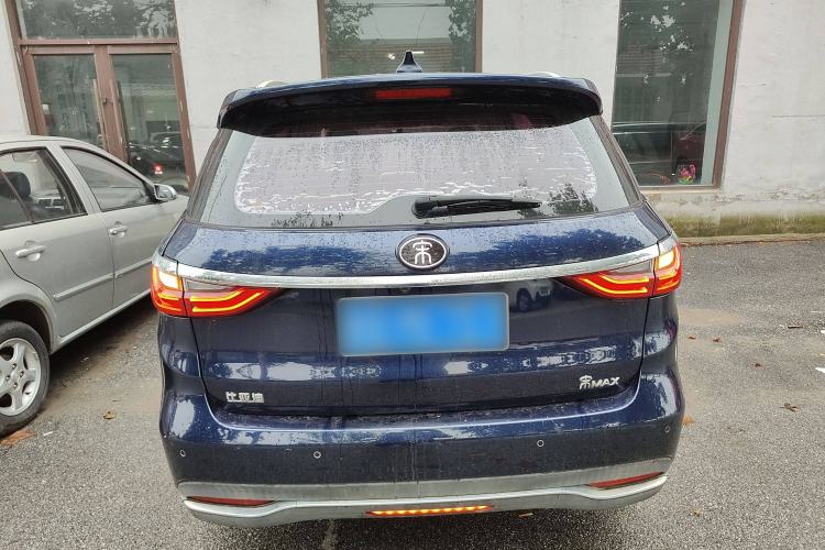 Used BYD Song MAX 2017 1.5T Automatic Smart Connect Elite 7-Seater
