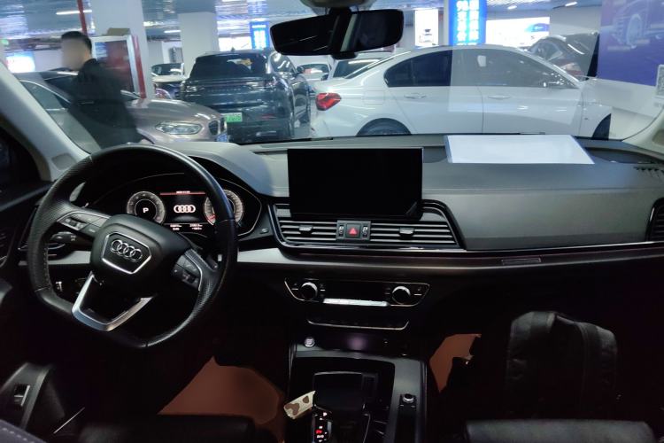 Used Audi Q5L 2022 45T Luxury Dynamic Model
