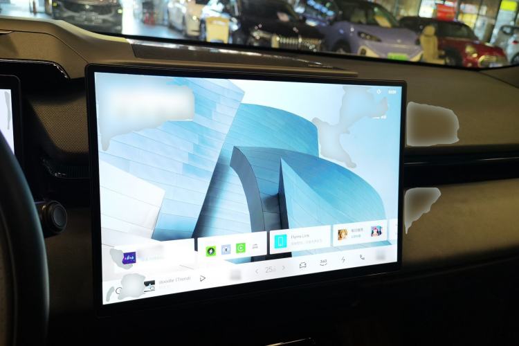 Used Lynk & Co 08 EM-P 2023 245km Ultra-Long Range Halo
