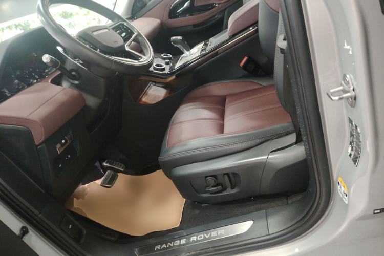 Used Land Rover Range Rover Evoque 2022 Facelifted Aurora L 249 PS R-Dynamic Luxury Edition