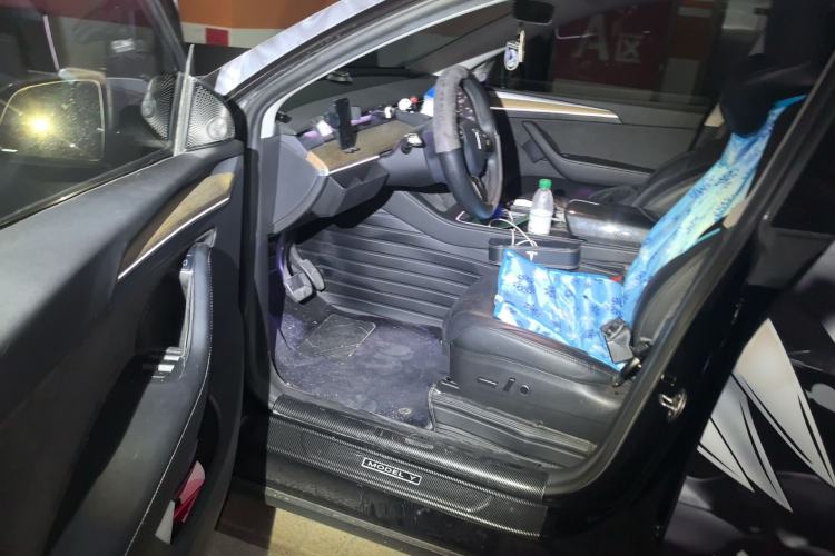 Used Tesla Model Y 2022 Rear-Wheel-Drive Version
