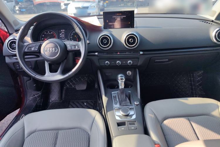 Used Audi A3 2019 Limousine 35 TFSI Fashion Edition China VI Emission Standard