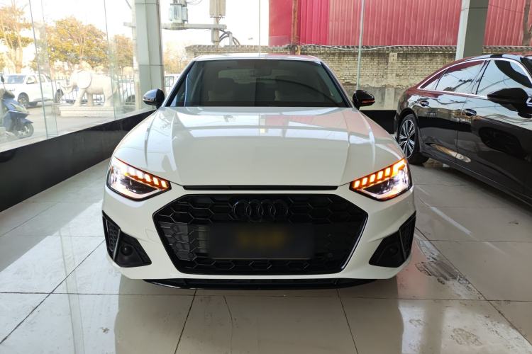 Used Audi A4L 2022 40 TFSI Luxury Dynamic Model