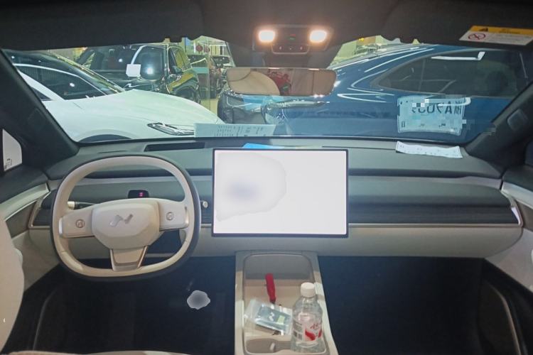 Used ONVO L60 2024 60 kWh Rear-Drive Version
