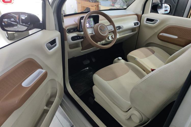 Used Wuling Hongguang MINIEV 2024 3rd Generation 215km Youth Edition
