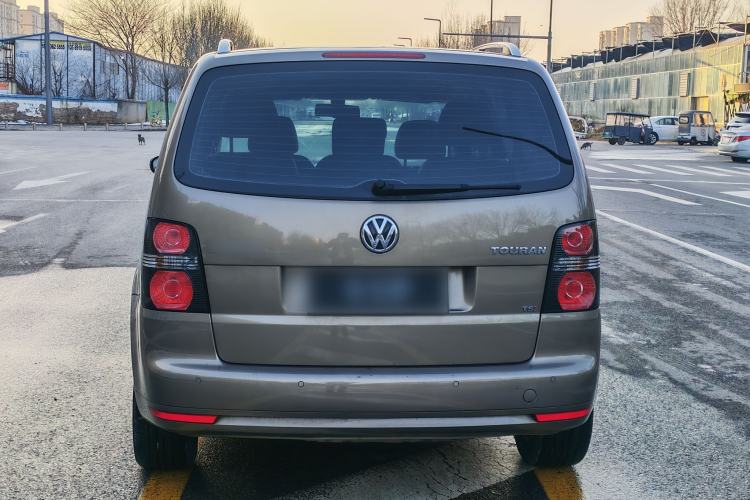 Used Volkswagen Touran 2015 1.4T DSG Comfort Edition 5 Seats