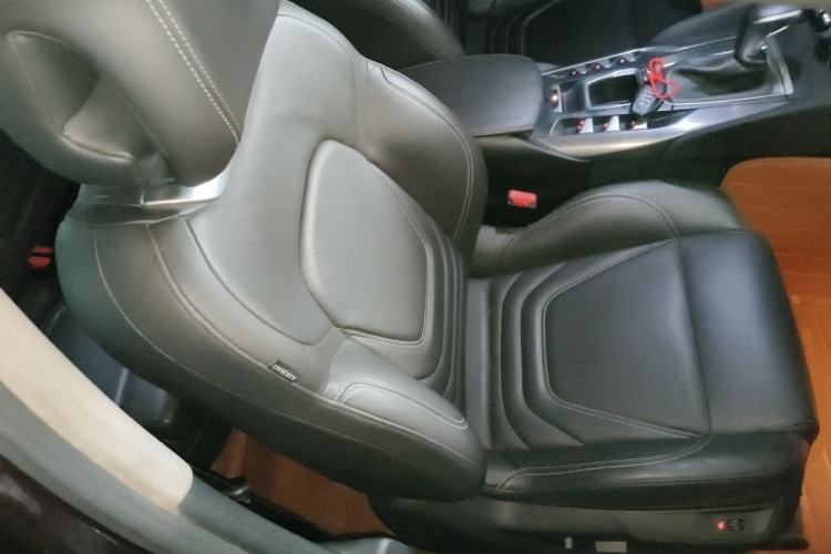 Used  5 2014 1.6T Luxury Edition THP160
