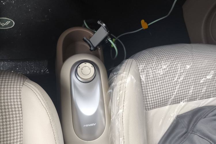 Used Wuling Hongguang MINIEV 2025 Four-Door Version Advanced Edition
