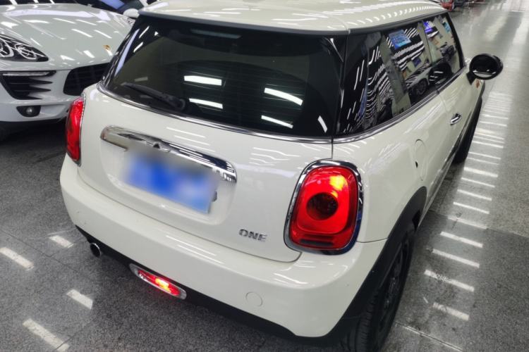 Used  MINI 2014 1.2T ONE
