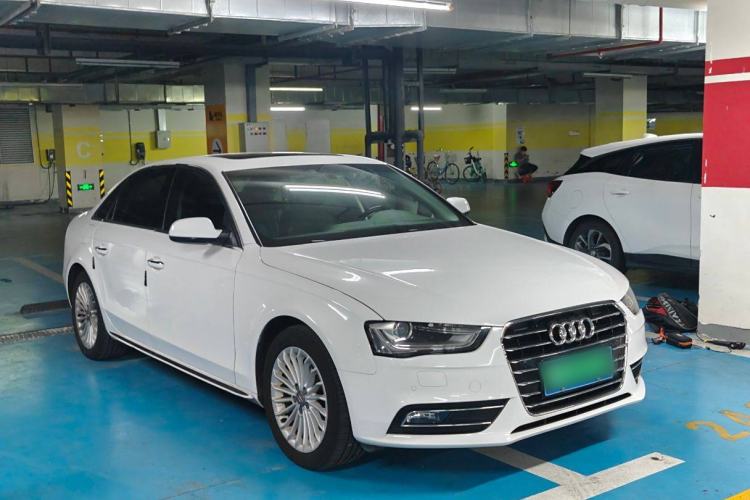 Used Audi A4L 2016 35 TFSI Collector's Edition Automatic Standard Model
