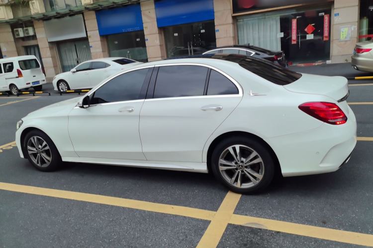 Used Mercedes-Benz C-Class 2017 Facelift C 200 L Sport Edition