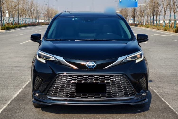 Used Toyota Granvia 2023 2.5L Hybrid Prestige PLUS Edition