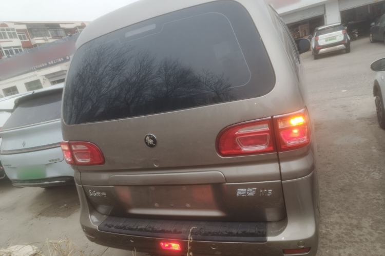 Used FORTHING Lingzhi 2023 M5L 1.6L Base Model 5 Seats
