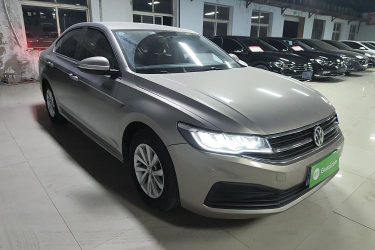 Used Volkswagen Bora 2019 Revised Version 1.5L Automatic Fashionable Style China VI
