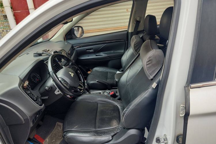 Used Mitsubishi Outlander 2016 2.4L 4x4 Elite Edition 5 Seats
