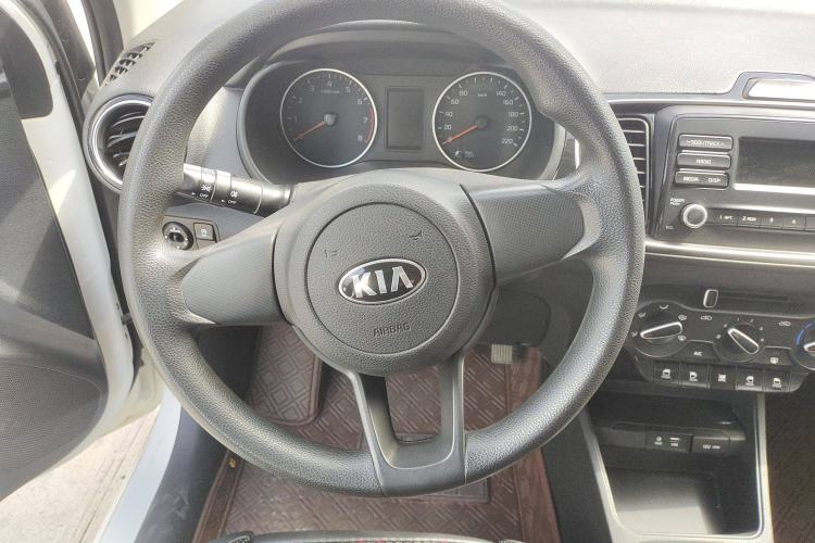 Used Kia Pegas 2017 1.4L Manual Fashion Edition Smart
