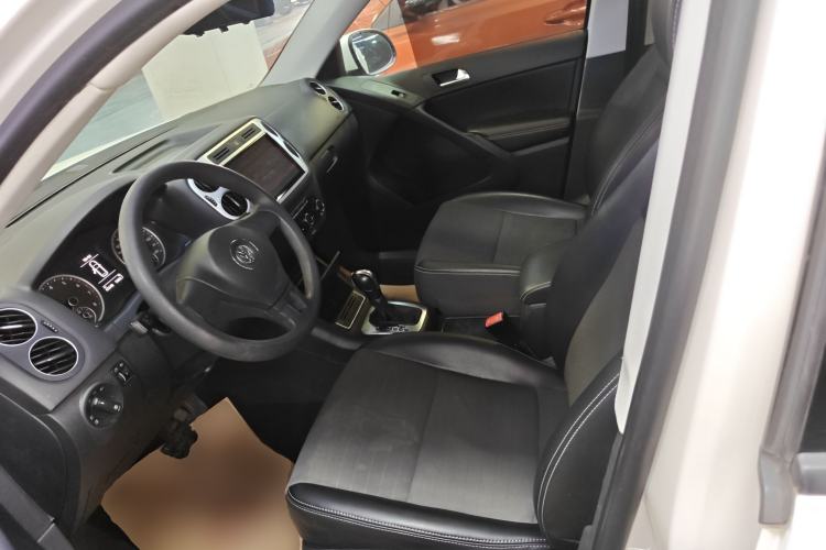 Used Volkswagen Tiguan 2017 300TSI Automatic Two-Wheel Drive Silk Road Luxury Edition
