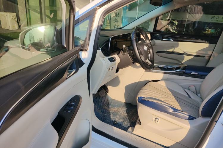 Used Buick GL8 2022 ES Landtrek 653T Comfort Edition
