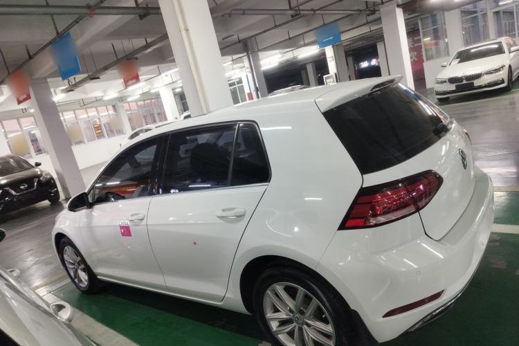 Used Volkswagen Golf 2018 230TSI Automatic Comfort Model
