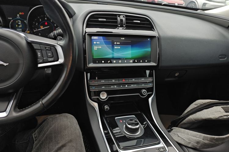 Used Jaguar XEL 2019 2.0T 200 PS Luxury Edition
