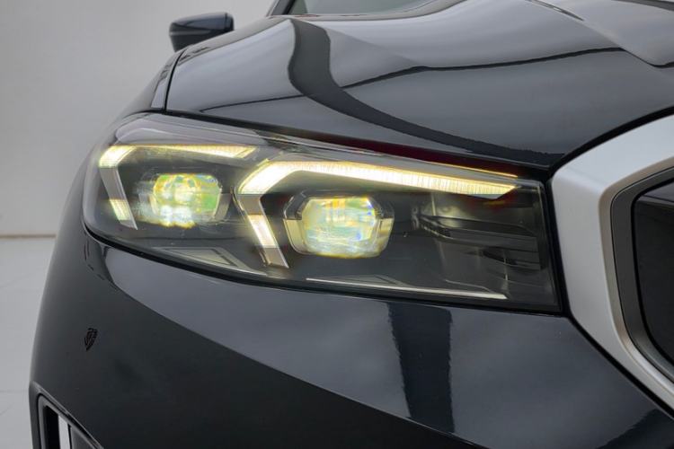 Used BMW i3 2022 eDrive 35 L
