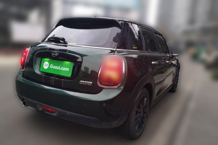 Used  MINI 2018 1.5T COOPER Classic Edition Five-Door Version
