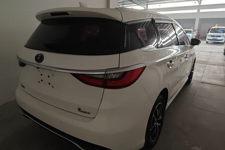 Used BYD Song MAX 2017 1.5T Automatic Smart Connect Elite 7-Seater
