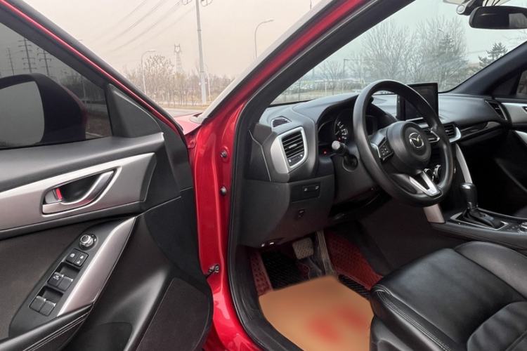 Used Mazda CX-4 2018 2.0L Automatic Two-Wheel Drive Blue Sky Dynamic Version China V Standard
