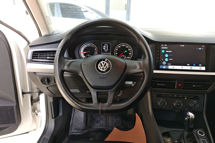 Used Volkswagen Lavida 2018 1.5L Automatic Fashion Edition China V Standard
