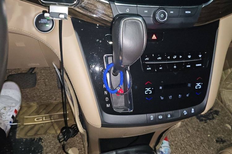 Used Buick GL8 2017 ES 28T Flagship Model China V Standard