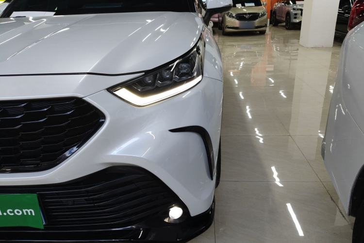 Used Toyota Crown Land Cruiser 2022 2.5L HEV Four-Wheel Drive Premium Edition
