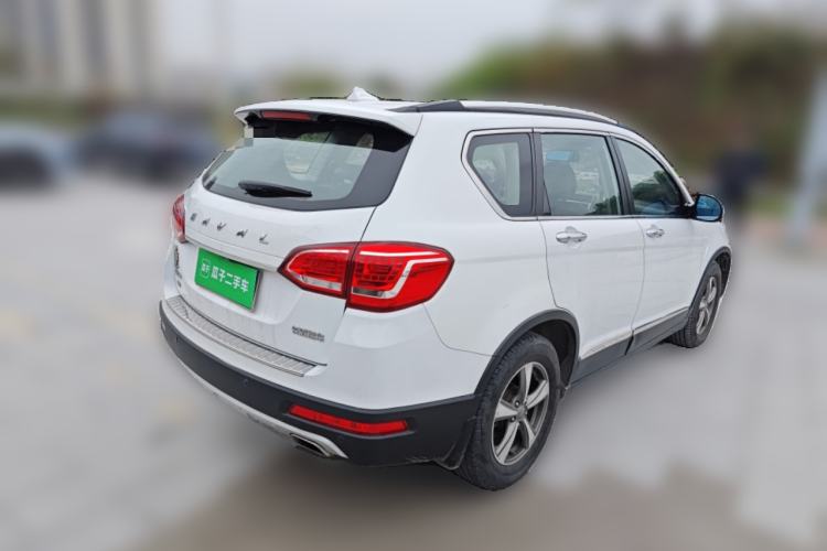 Used Haval H6 2015 Upgraded Model 1.5T Manual Two-Wheel Drive Prestige Version
