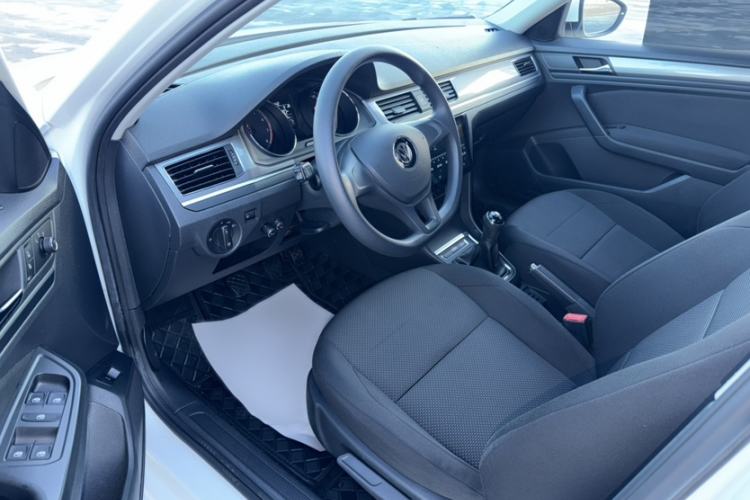 Used Volkswagen Bora 2019 Bora Legend 1.5L Manual Fashion Edition China VI Standard
