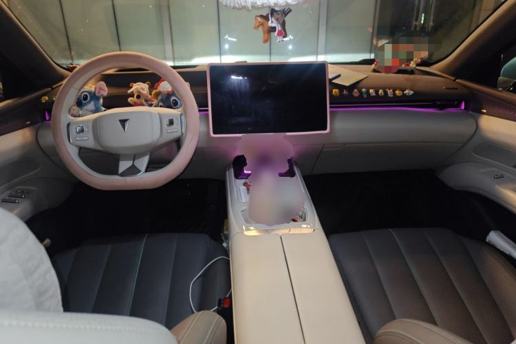 Used Deepal L07 2024 230Max Qiankun Intelligent Driving ADS SE Range-Extended Version
