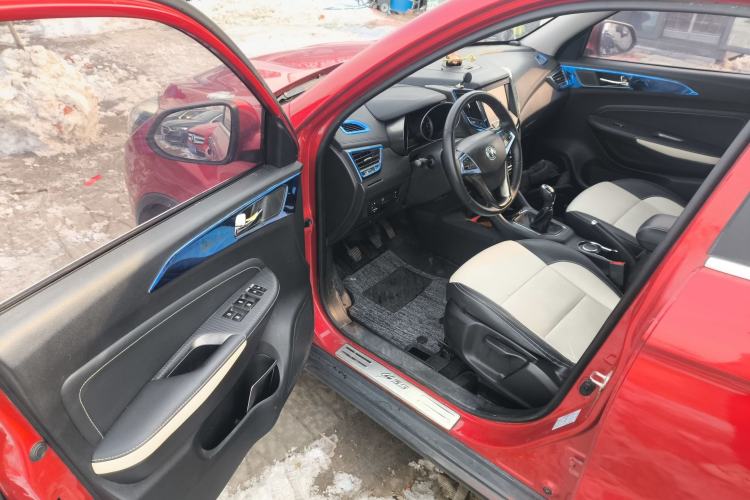 Used Changan CS35 2017 1.6L Manual Luxury Model
