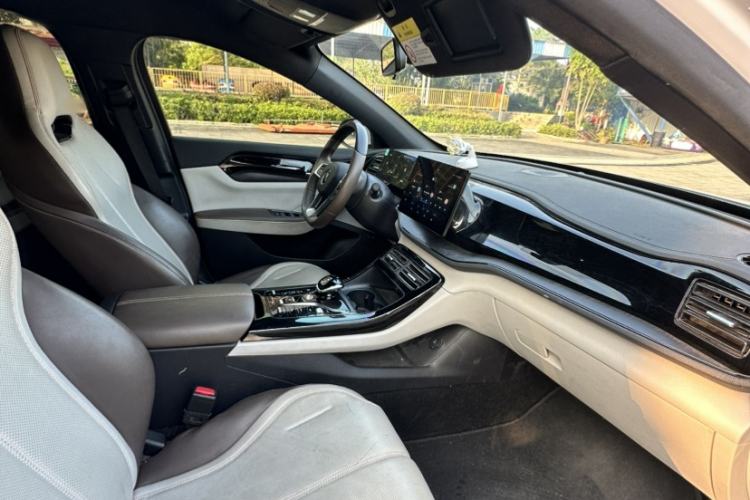 Used BYD Qin PLUS 2024 HONOR Edition DM-i 55KM Leading Model
