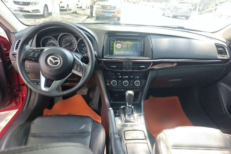 Used Mazda Atenza 2014 2.0L Blue Sky Luxury Edition
