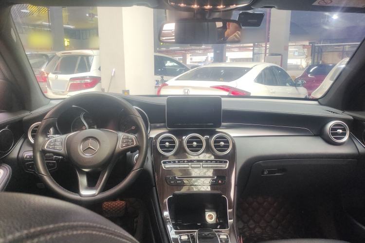 Used Mercedes-Benz GLC 2018 GLC 260 4MATIC Luxury Model