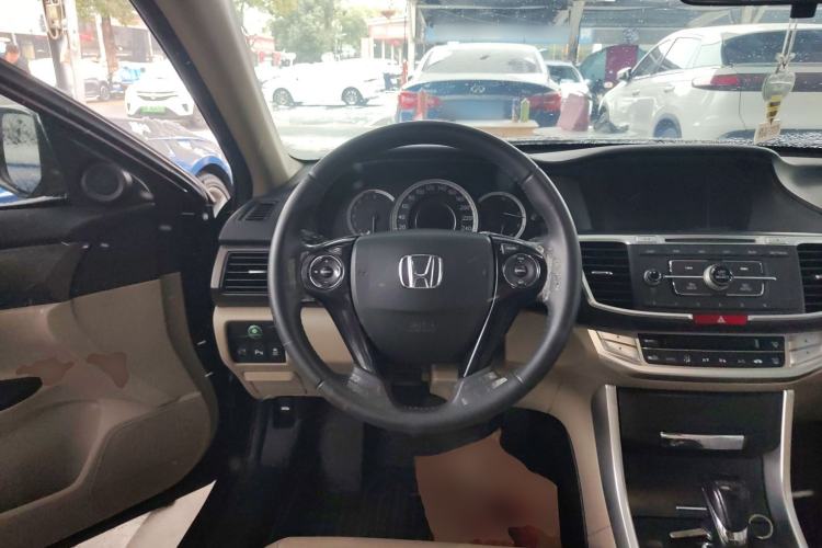 Used Honda Accord 2014 2.0L EX Luxury Edition

